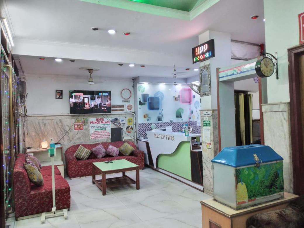 Hotel Prince Palace New Delhi Buitenkant foto