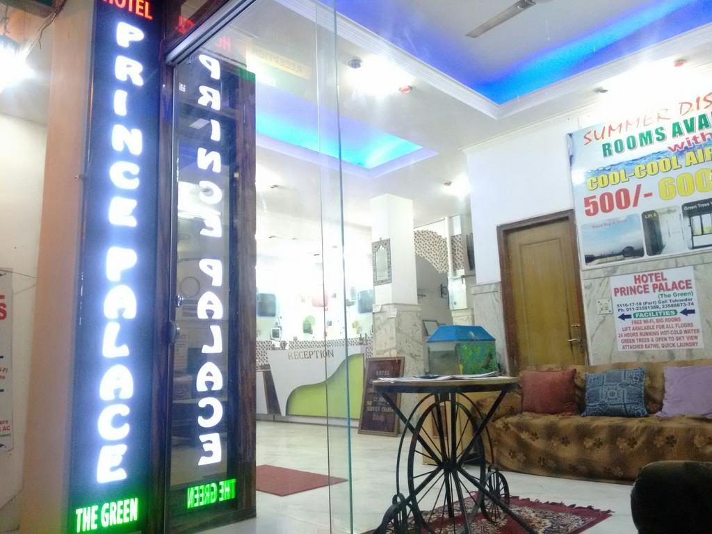 Hotel Prince Palace New Delhi Buitenkant foto