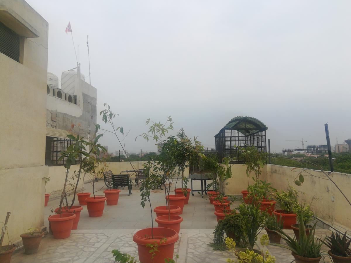 Hotel Prince Palace New Delhi Buitenkant foto